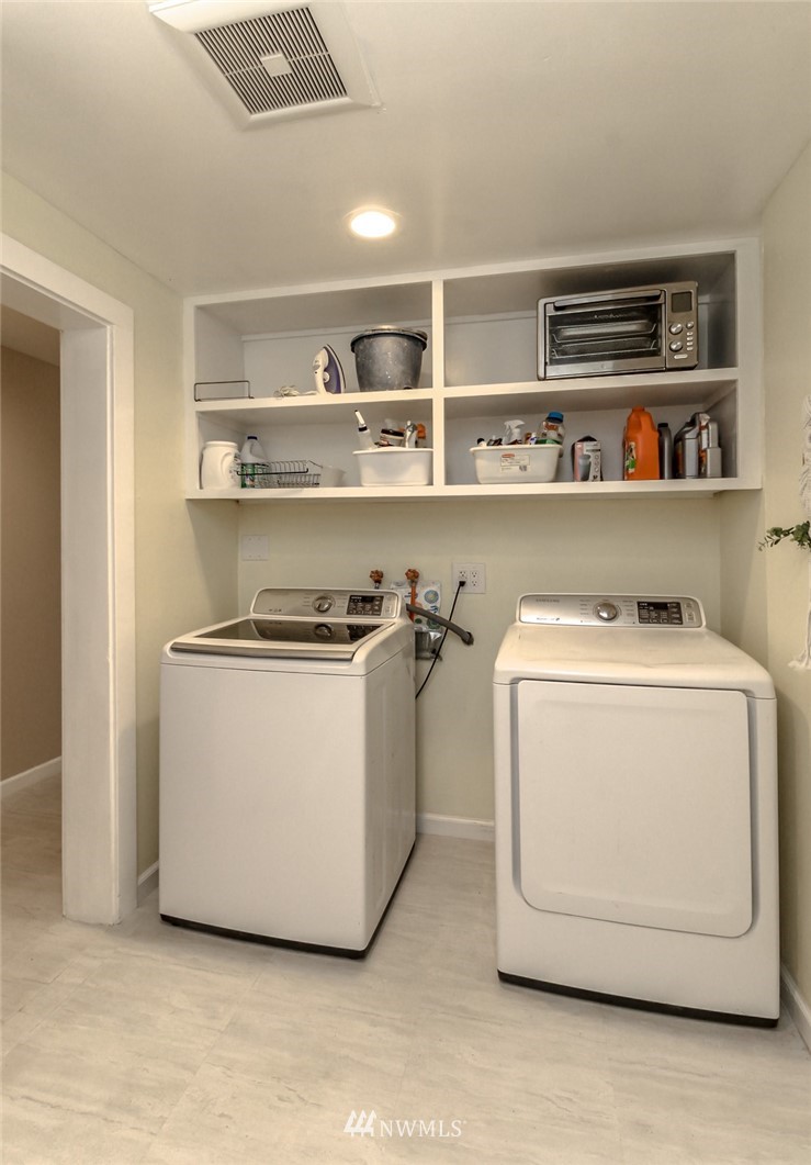 5550 Southeast Sedgwick Road Port Orchard, WA 98367 - Photo 16 of 39 Gallery Image 16
