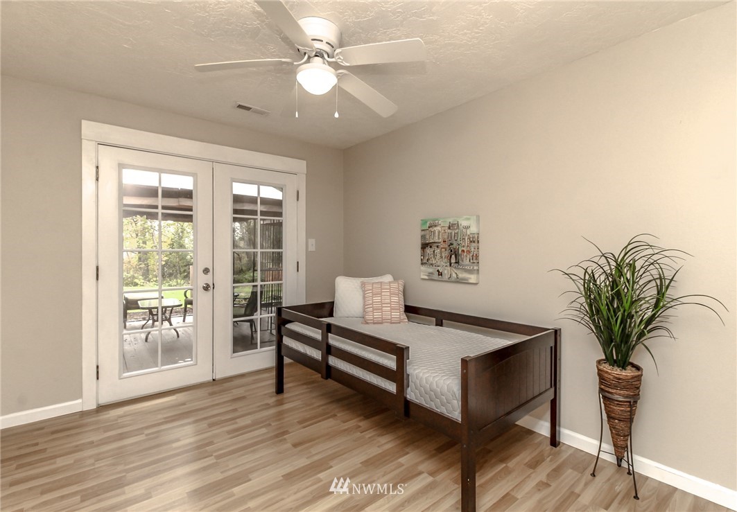 5550 Southeast Sedgwick Road Port Orchard, WA 98367 - Photo 24 of 39 Gallery Image 24