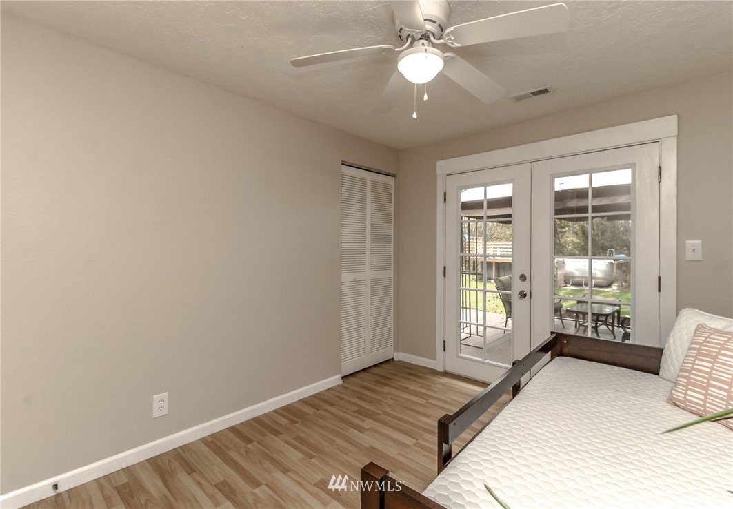 5550 Southeast Sedgwick Road Port Orchard, WA 98367 - Photo 25 of 39 Gallery Image 25