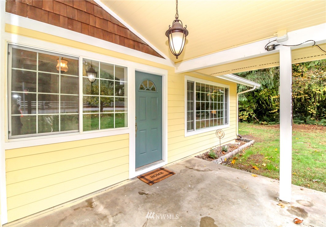 5550 Southeast Sedgwick Road Port Orchard, WA 98367 - Photo 5 of 39 Gallery Image 5