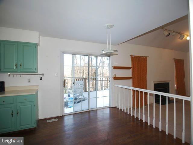 517 Cosgrave Way Silver Spring, MD 20902 - Photo 8 of 21 Breakfast Room