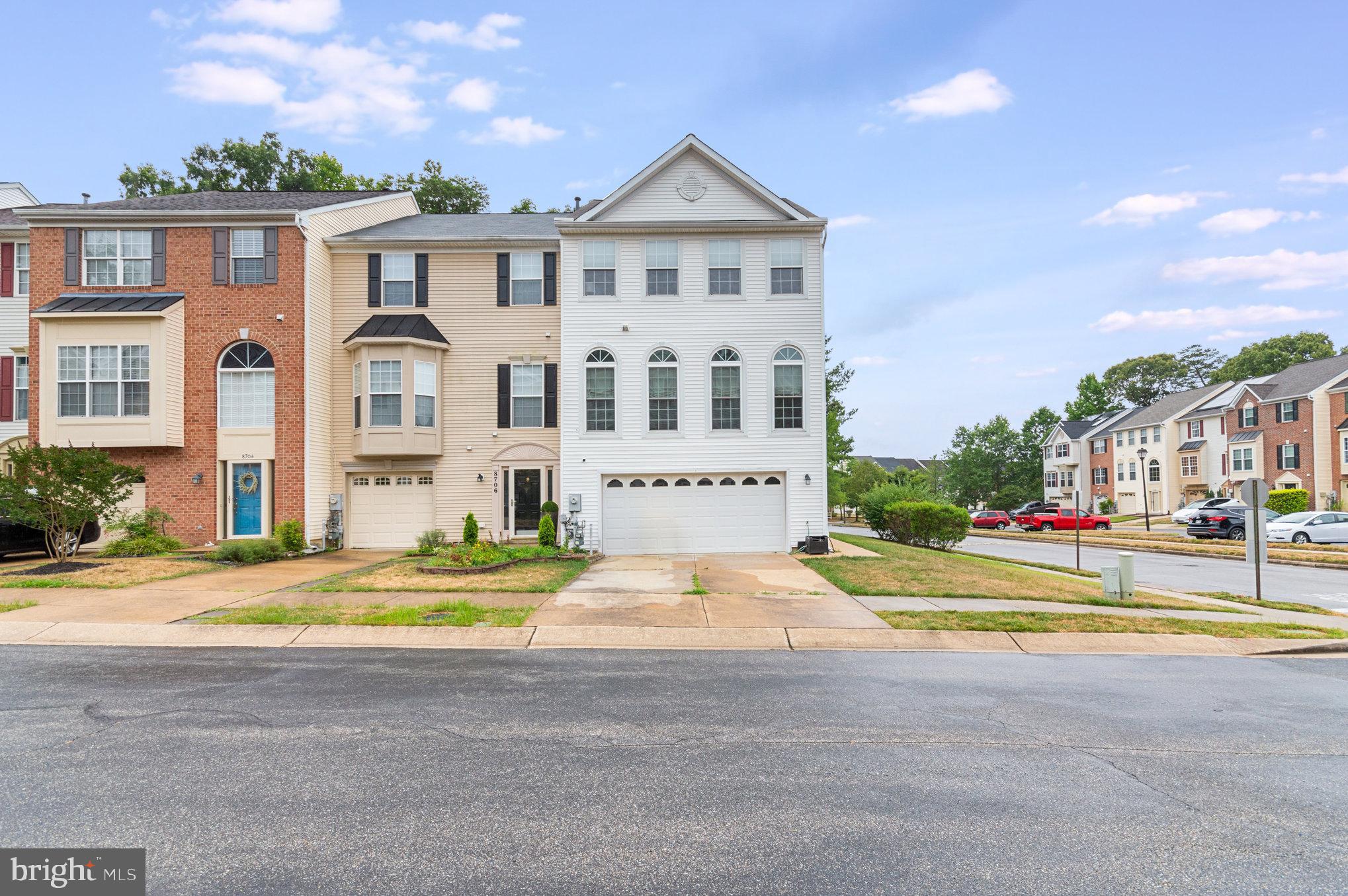 8708 Riverscape Court Odenton, MD 21113 - Photo 3 of 23