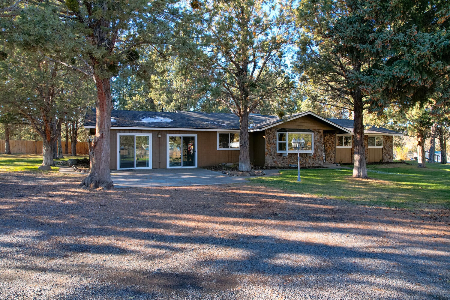 64570 Research Road Bend, OR 97703 - Photo 8 of 60 64570-059