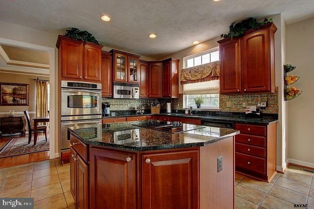 49 Fawn Hill Road, Unit 37 Hanover, PA 17331 - Photo 8 of 36