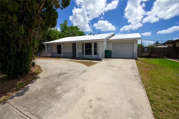 $2,850 | 10760 62nd Avenue North, Seminole, FL 33772