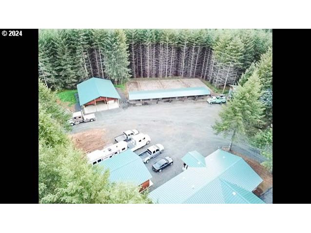 24700 Park Road Monroe, OR 97456 - Photo 5 of 24 Gallery Image 5