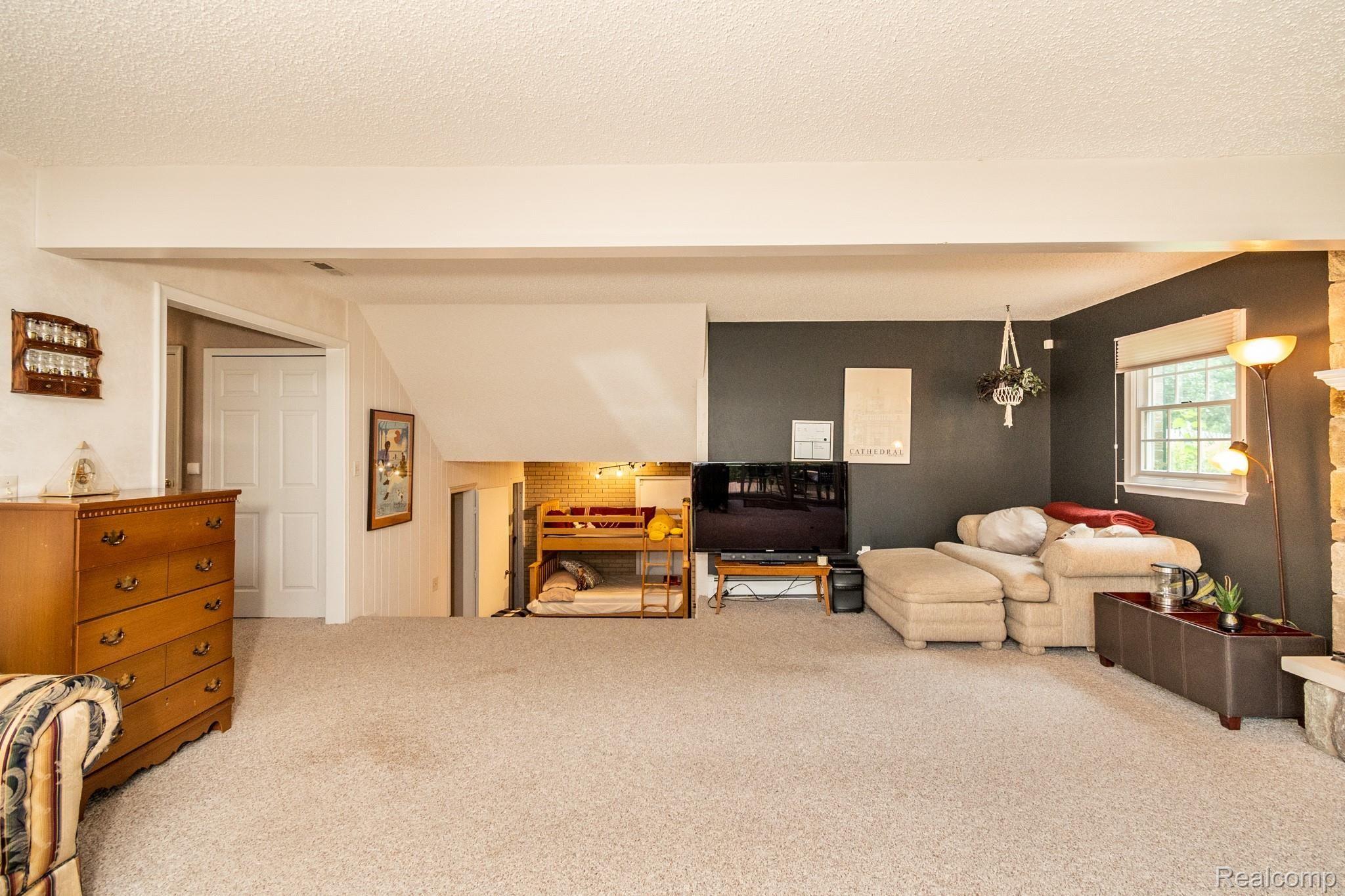 1475 Alter Road Milford, MI 48381 - Photo 40 of 59 041.jpg