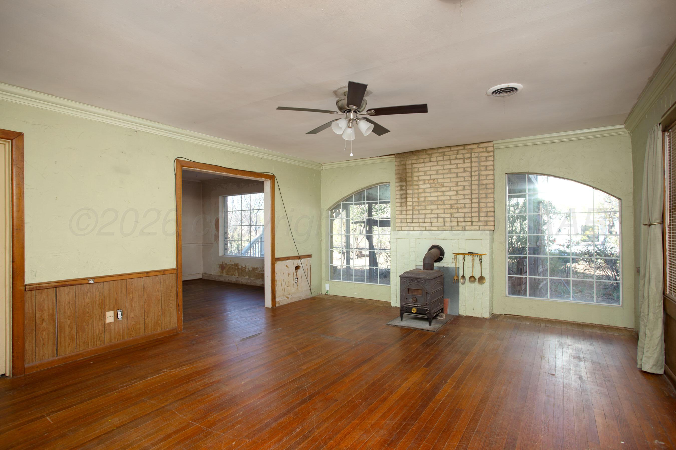 4223 Southwest 11th Avenue Amarillo, TX 79106 - Photo 6 of 26 a view of a livingroom with furniture