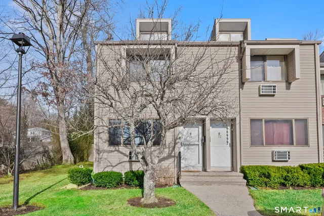 $525,000 | 168 Belltown Road, Unit 31, Stamford, CT 06905