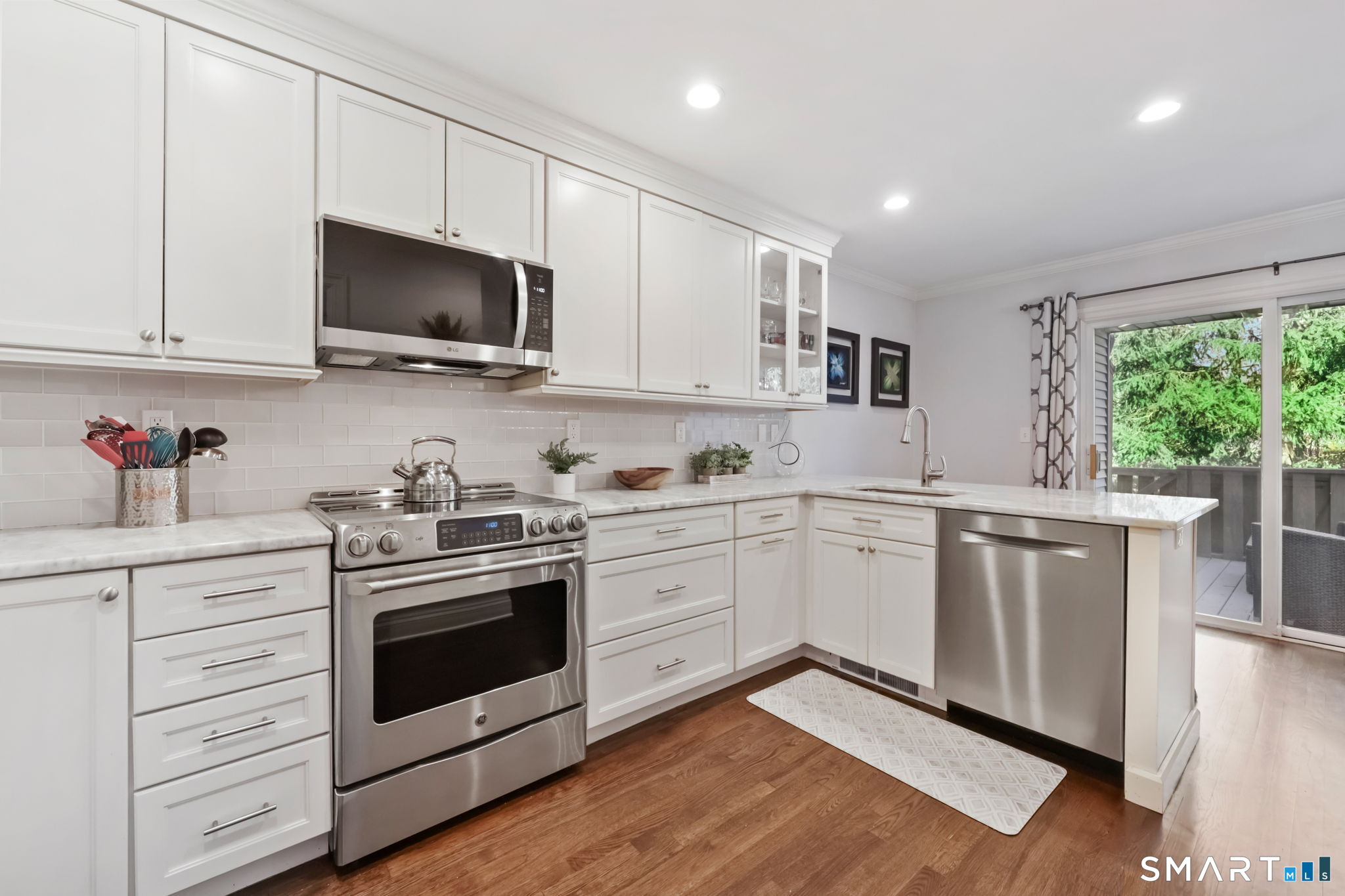 168 Belltown Road, Unit 31 Stamford, CT 06905 - Photo 6 of 30