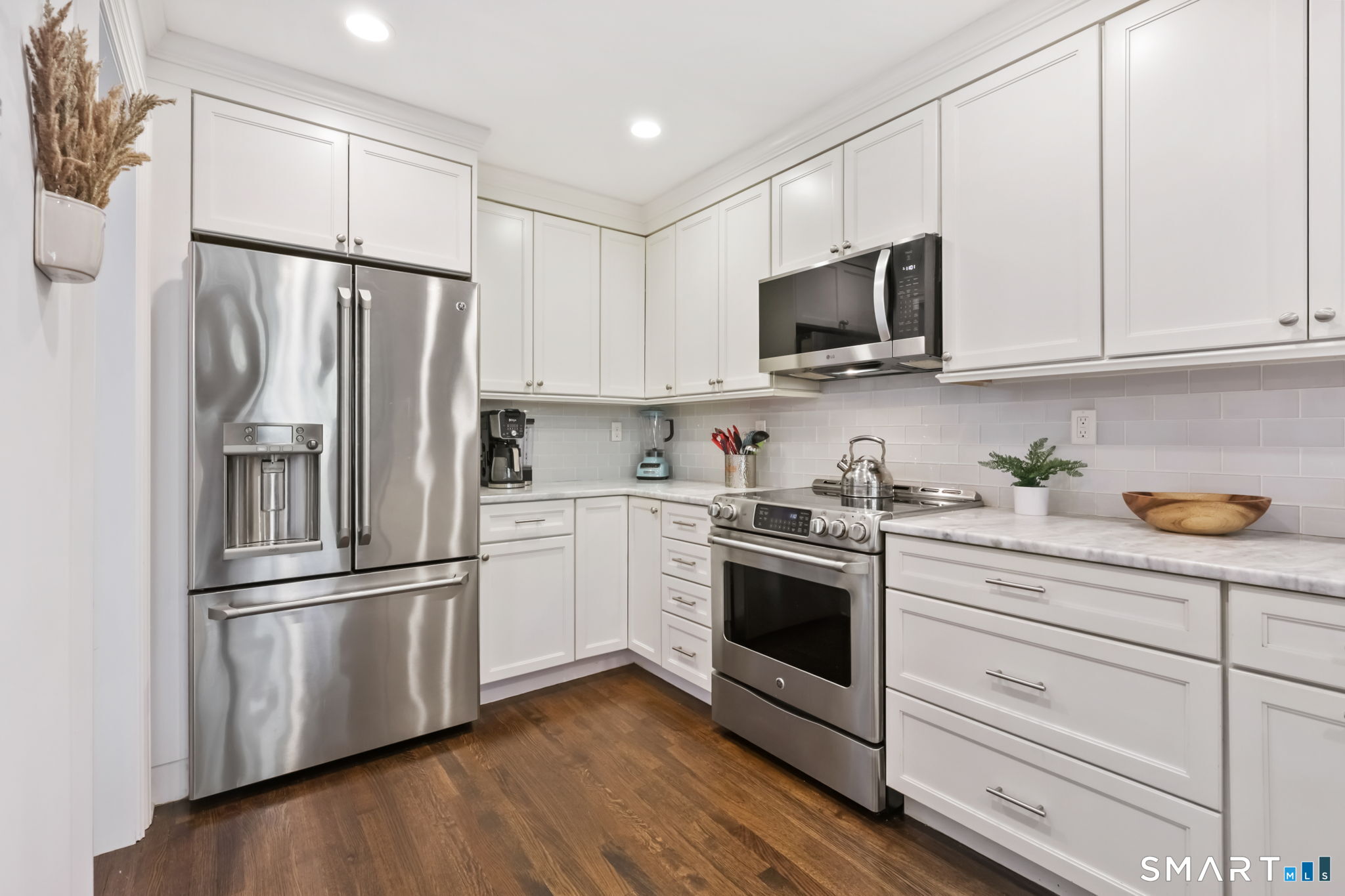 168 Belltown Road, Unit 31 Stamford, CT 06905 - Photo 7 of 30