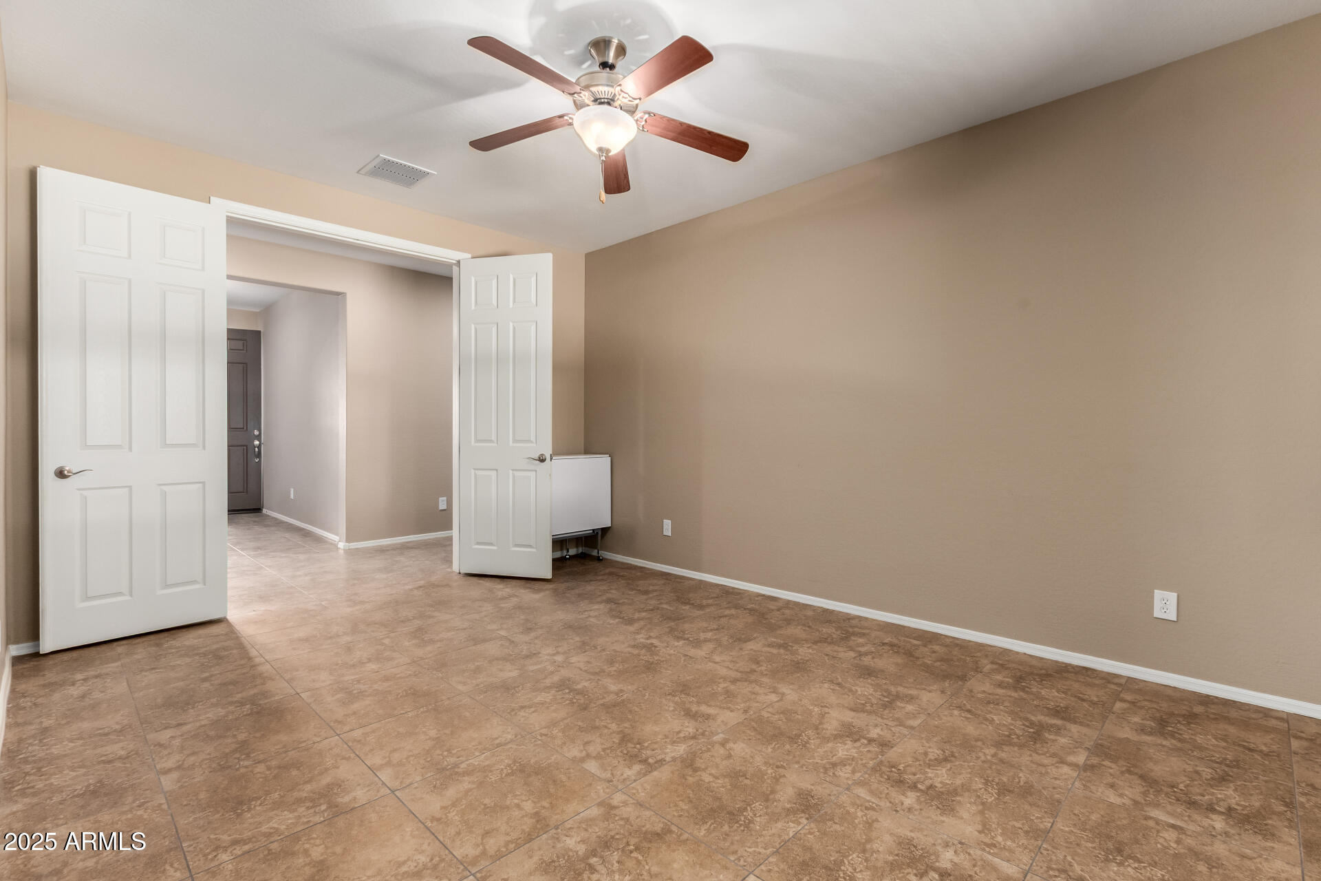 16093 West Almeria Road Goodyear, AZ 85395 - Photo 14 of 38 flex space