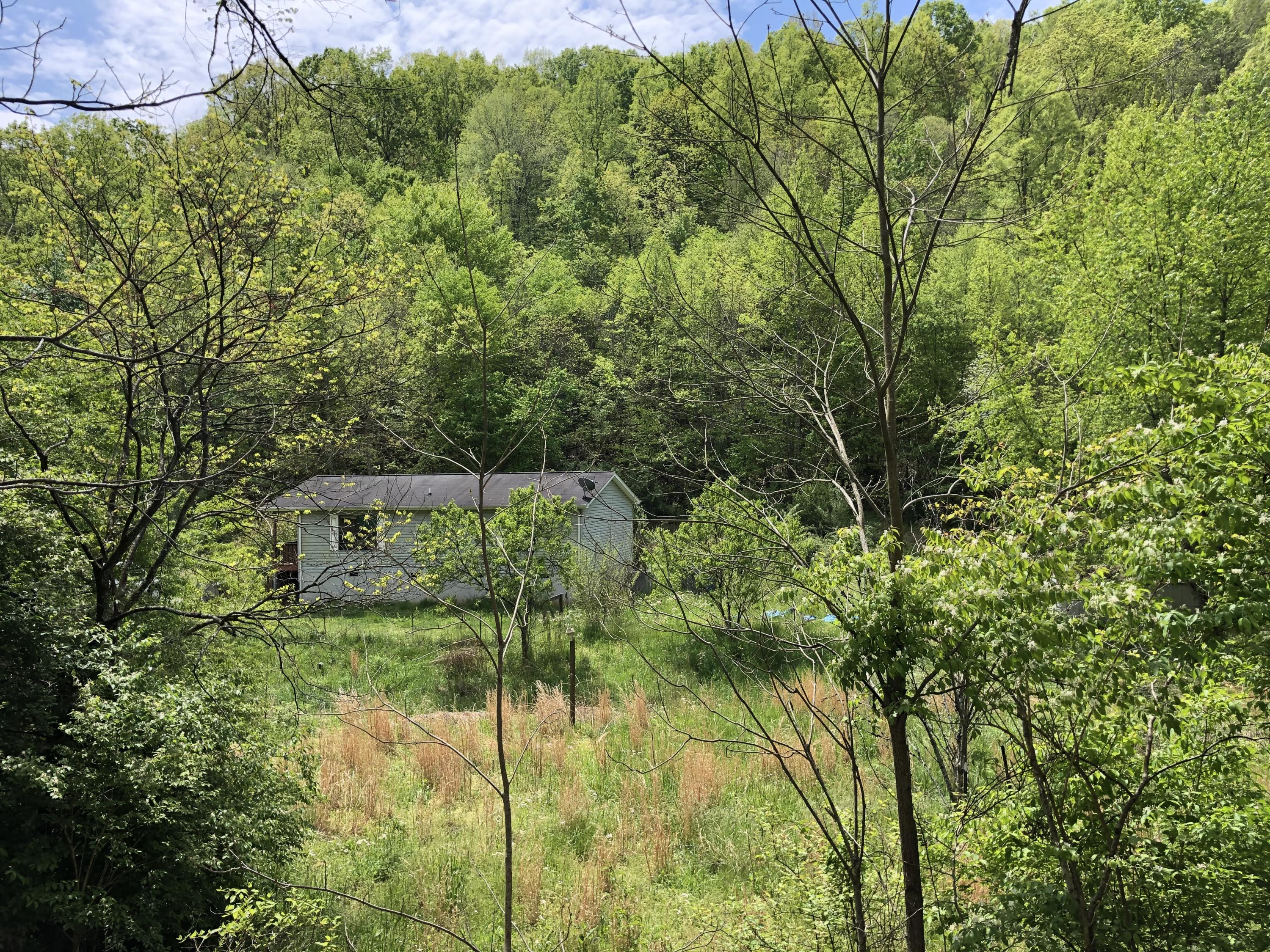 618 Young Rd