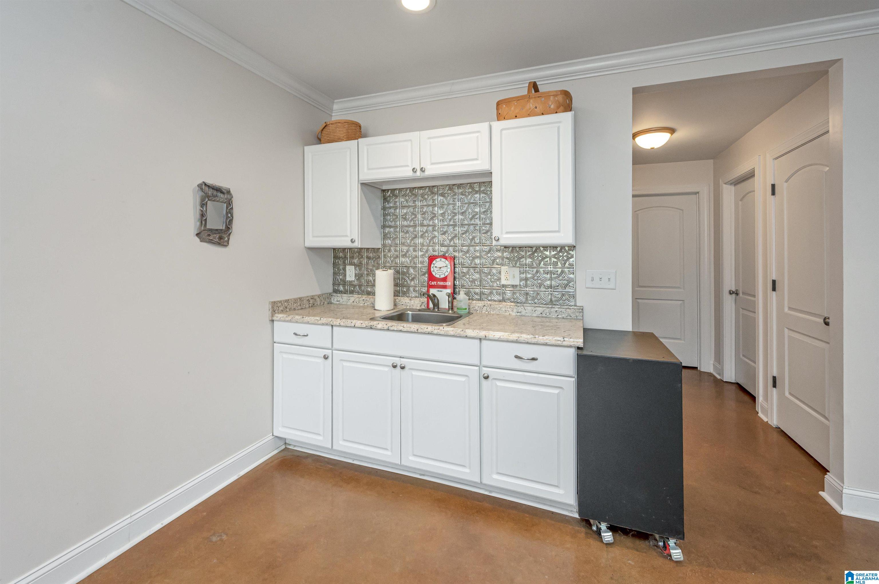 613 Overlook Road Fultondale, AL 35068 - Photo 44 of 56