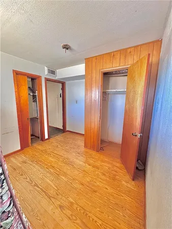 $48,500 | 604 East Magnolia Street, Freer, TX 78357