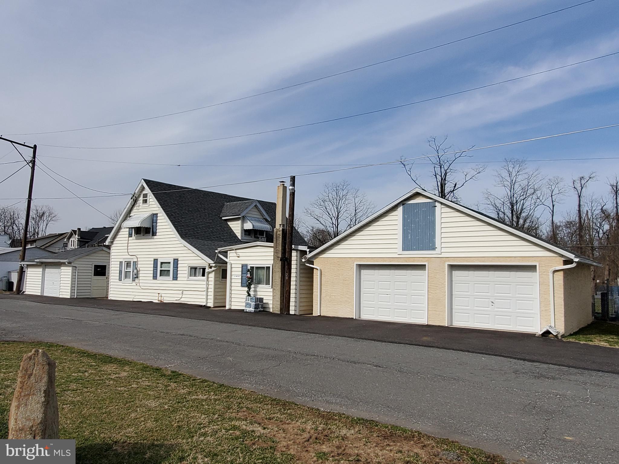 20 Maple Road Birdsboro, PA 19508 - Photo 2 of 42 Gallery Image 2