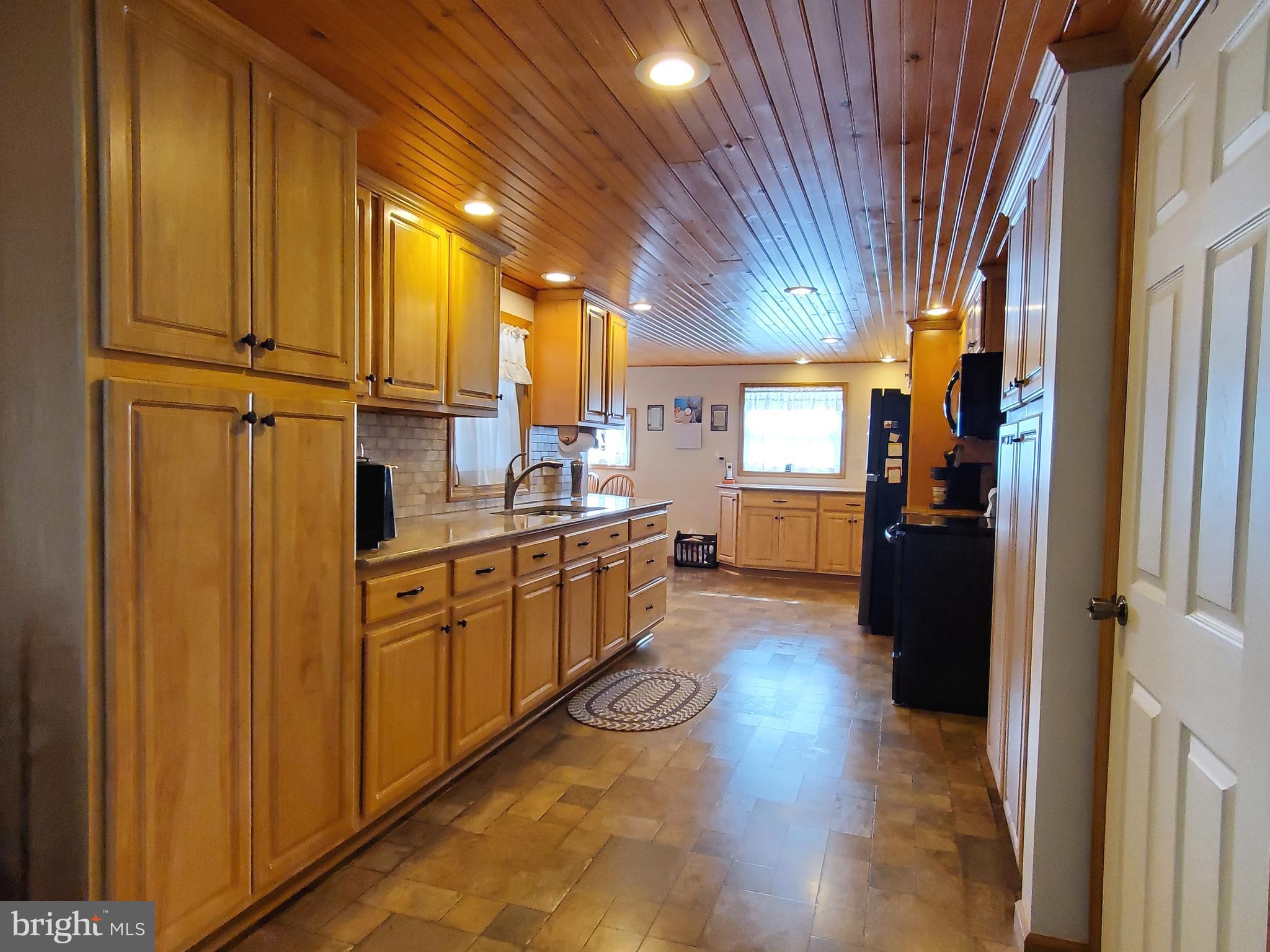 20 Maple Road Birdsboro, PA 19508 - Photo 4 of 42 Gallery Image 4