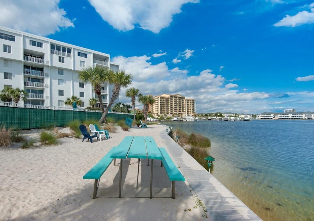 30 Moreno Point Road, Unit 406C Destin, FL 32541 - Photo 31 of 52 7fecd2e2-b5e5-4840-85f8-a4e852db4afd