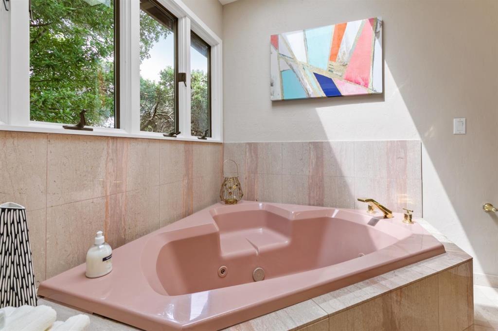 30 Knollcrest Road Hillsborough, CA 94010 - Photo 12 of 27