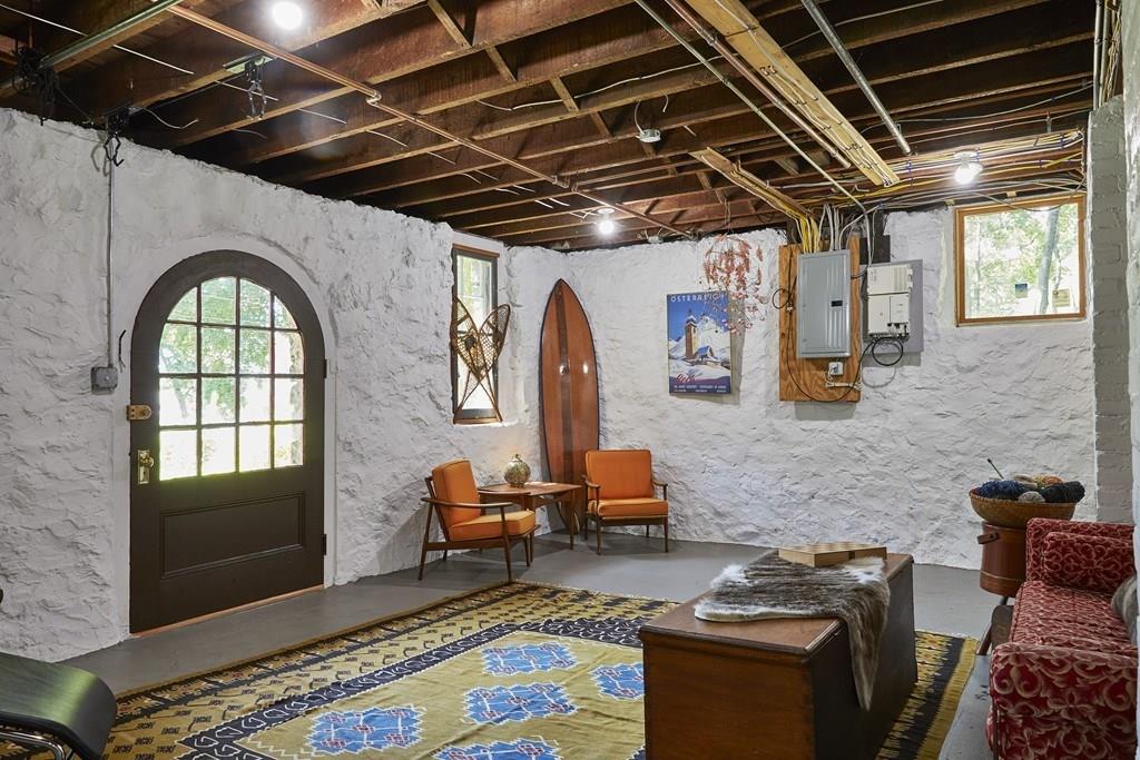 109 Crescent Hill Avenue Arlington, MA 02474 - Photo 19 of 26