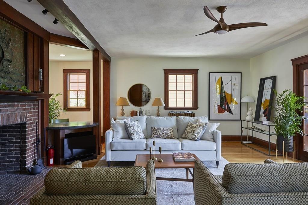 109 Crescent Hill Avenue Arlington, MA 02474 - Photo 6 of 26