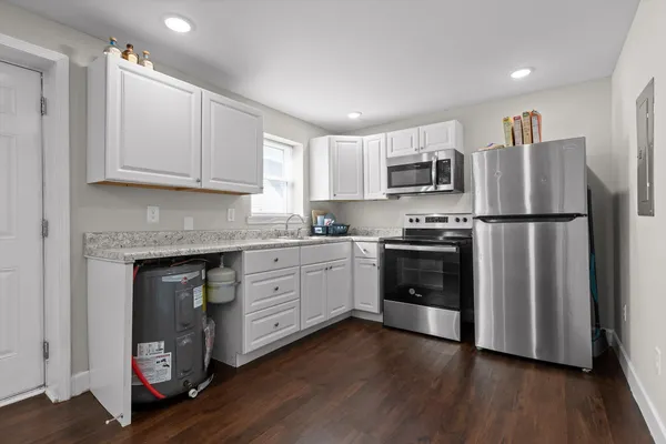 $230,000 | 860 Berry Street Northeast, Cleveland, TN 37311