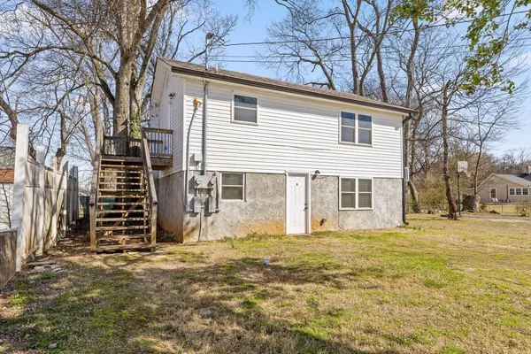 $230,000 | 860 Berry Street Northeast, Cleveland, TN 37311