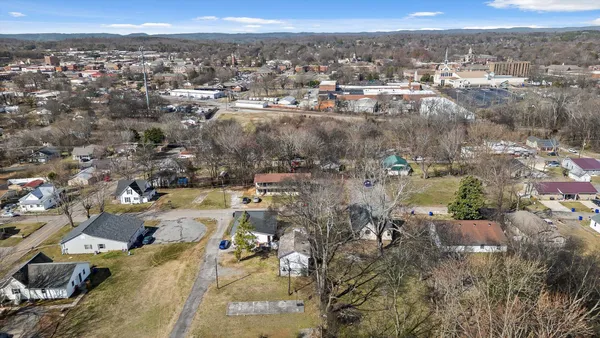 $230,000 | 860 Berry Street Northeast, Cleveland, TN 37311