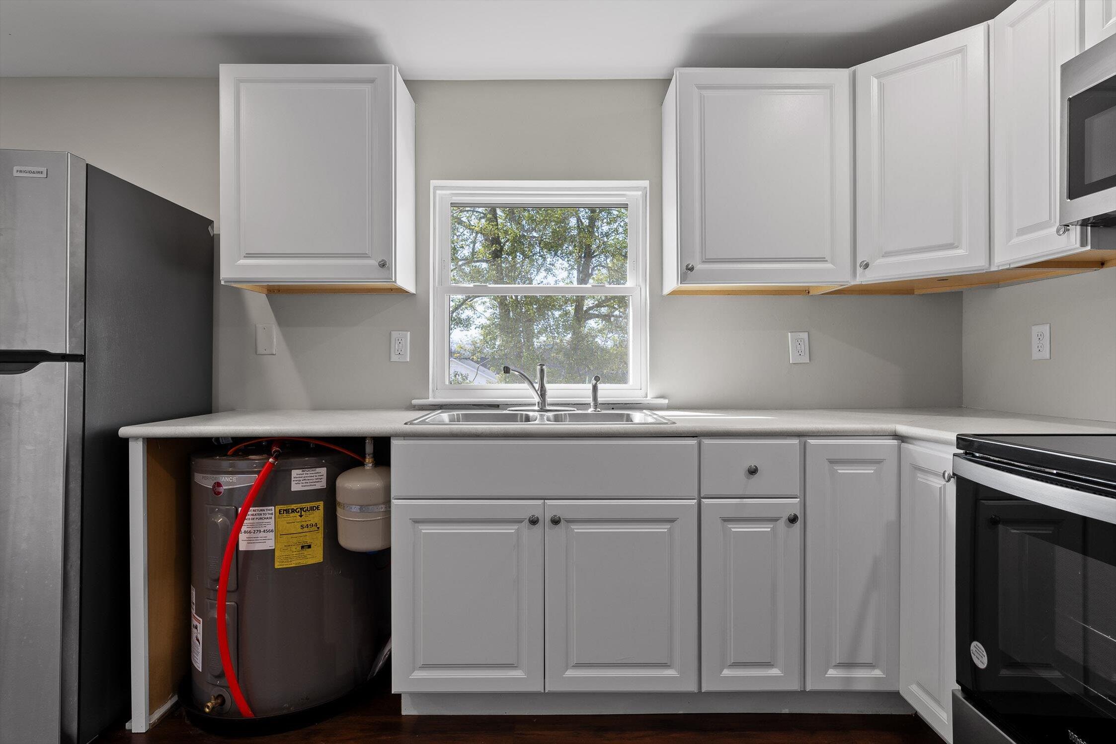 860 Berry Street Northeast Cleveland, TN 37311 - Photo 10 of 50 15-Berry-11