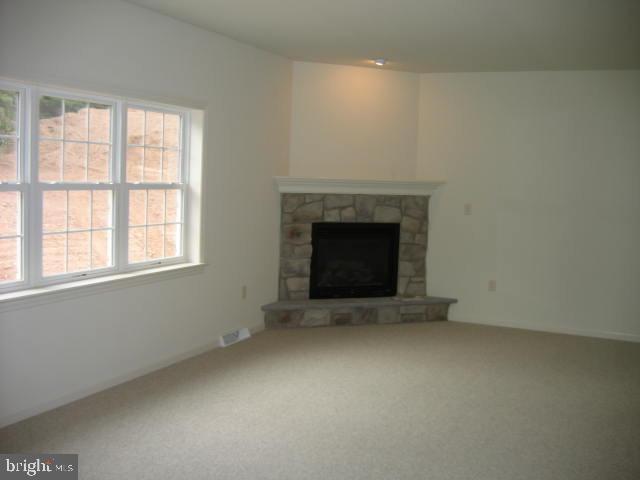 1296 West Ridge Road Elizabethtown, PA 17022 - Photo 4 of 5 Gallery Image 4