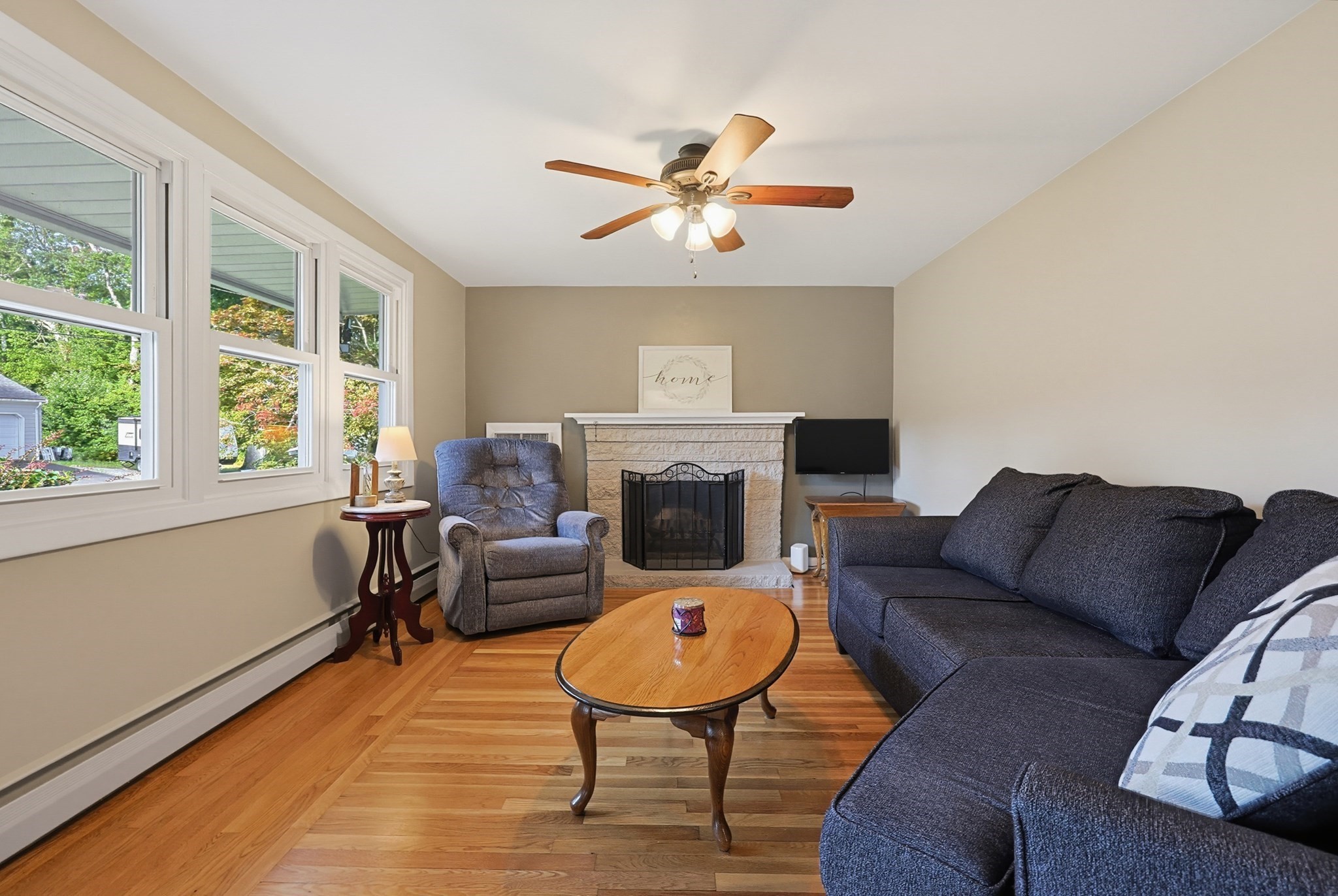 73 Hickory Road Attleboro, MA 02703 - Photo 5 of 42 Gallery Image 5