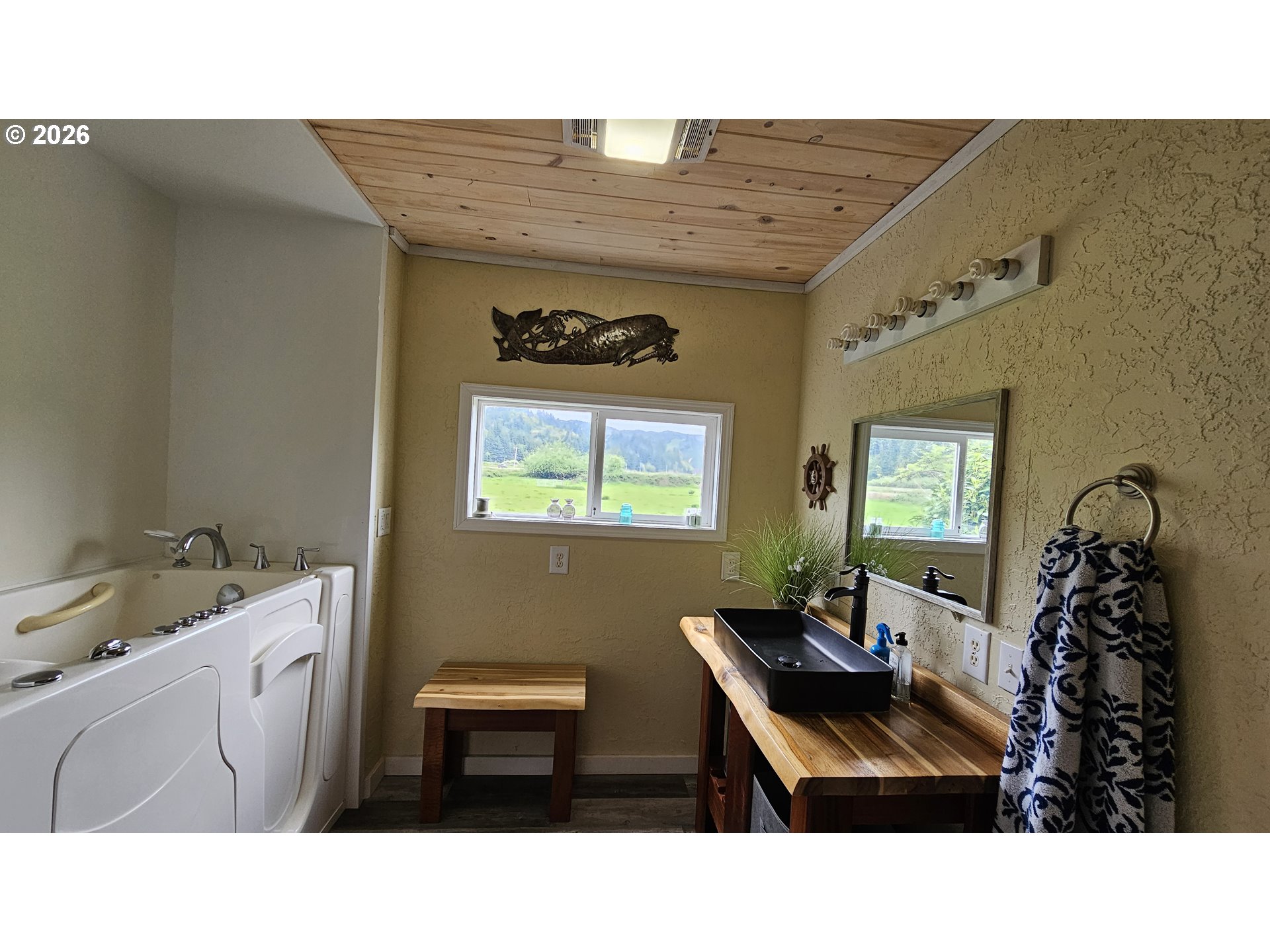 64181 Watsonville Road Coos Bay, OR 97420 - Photo 26 of 48