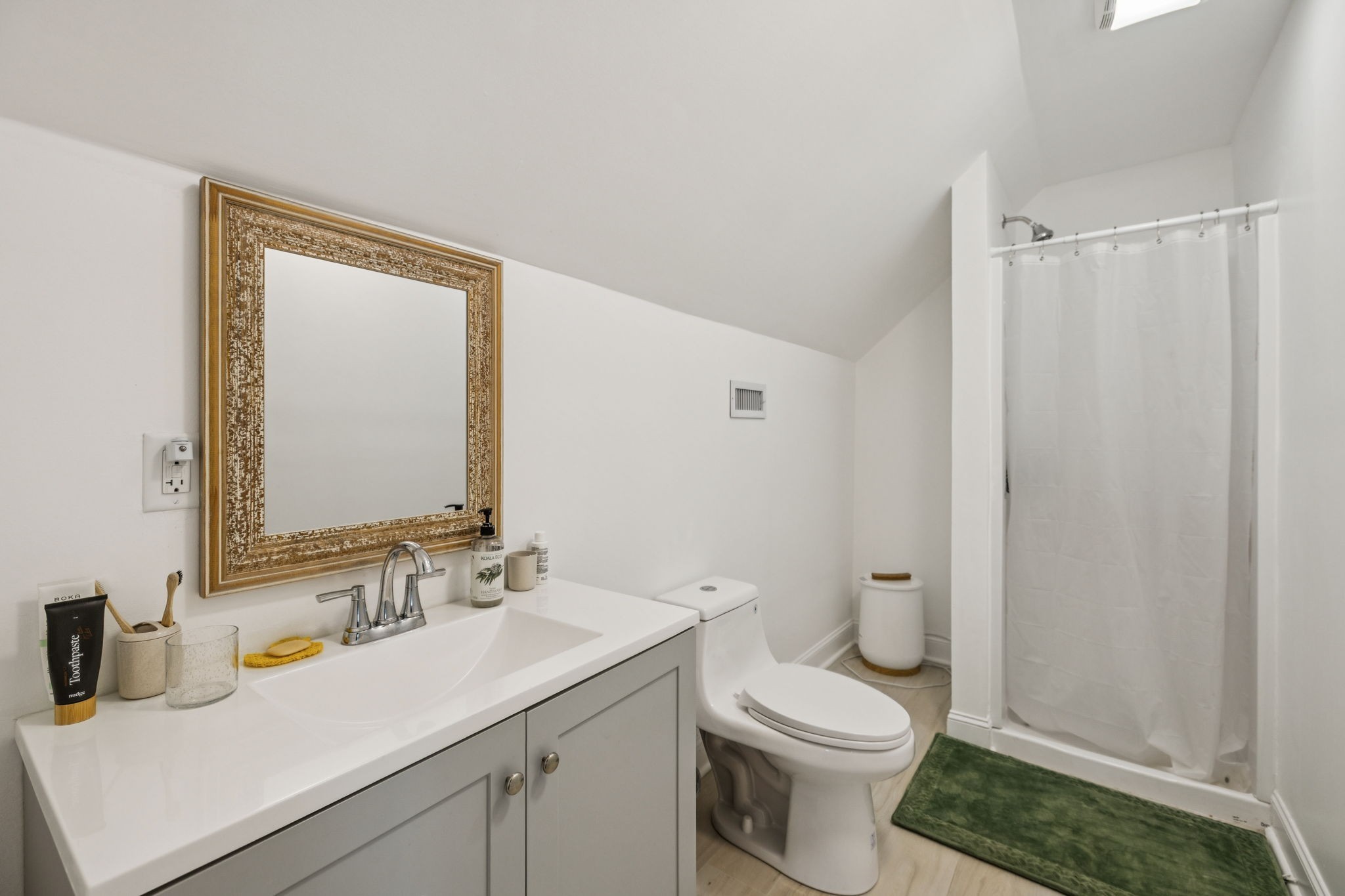 68 Taylor Road Manchester, TN 37355 - Photo 21 of 33 a bathroom with a sink a toilet and shower
