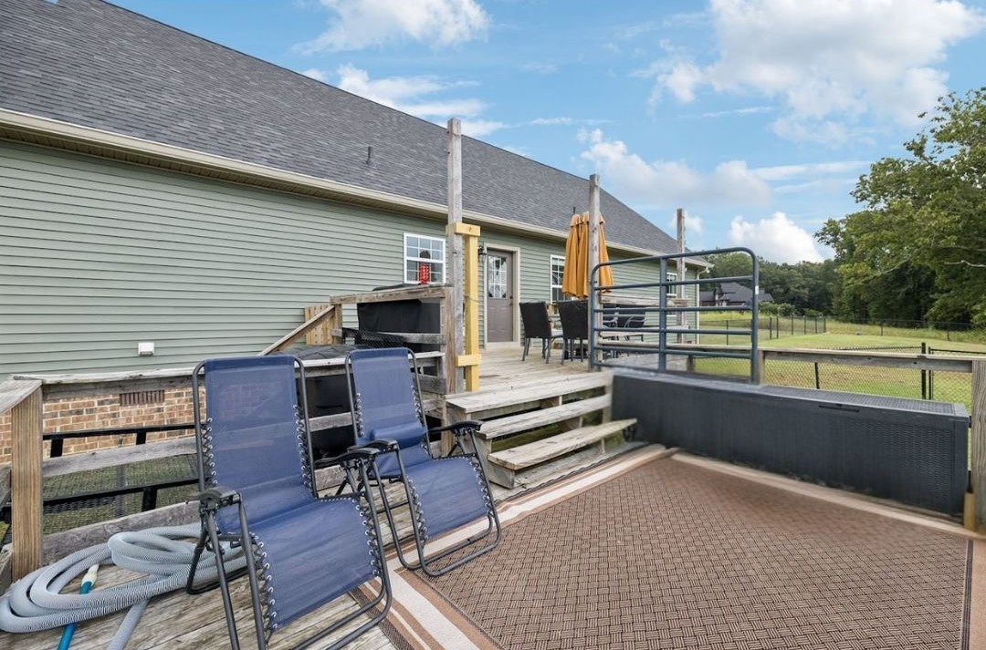 68 Taylor Road Manchester, TN 37355 - Photo 23 of 33 a view of outdoor space with seating area