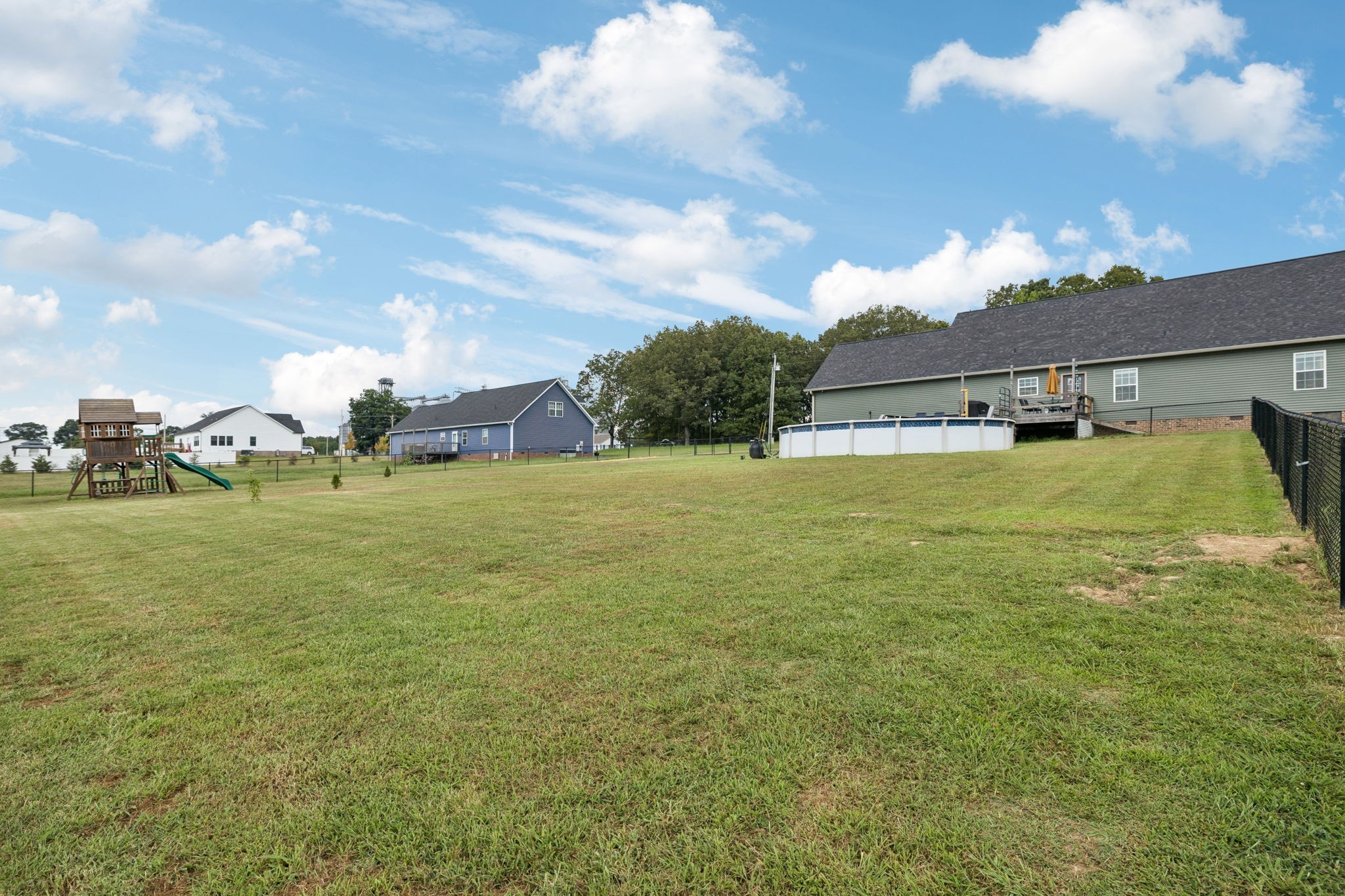 68 Taylor Road Manchester, TN 37355 - Photo 25 of 33 a view of a big yard with table and chairs