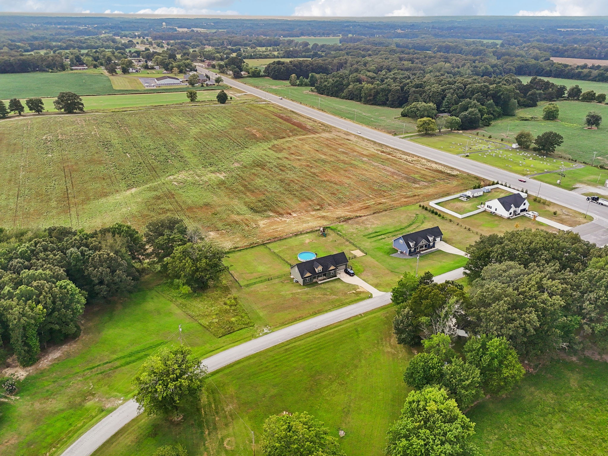 68 Taylor Road Manchester, TN 37355 - Photo 26 of 33 a view of a tennis court