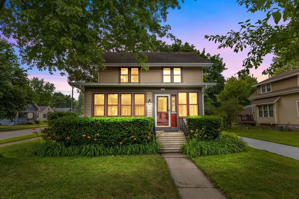 $330,000 | 1863 Doty Street, Oshkosh, WI 54902