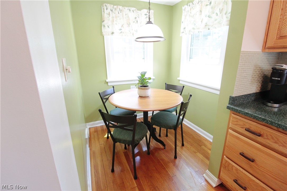 2472 Saybrook Road Cleveland, OH 44118 - Photo 22 of 41