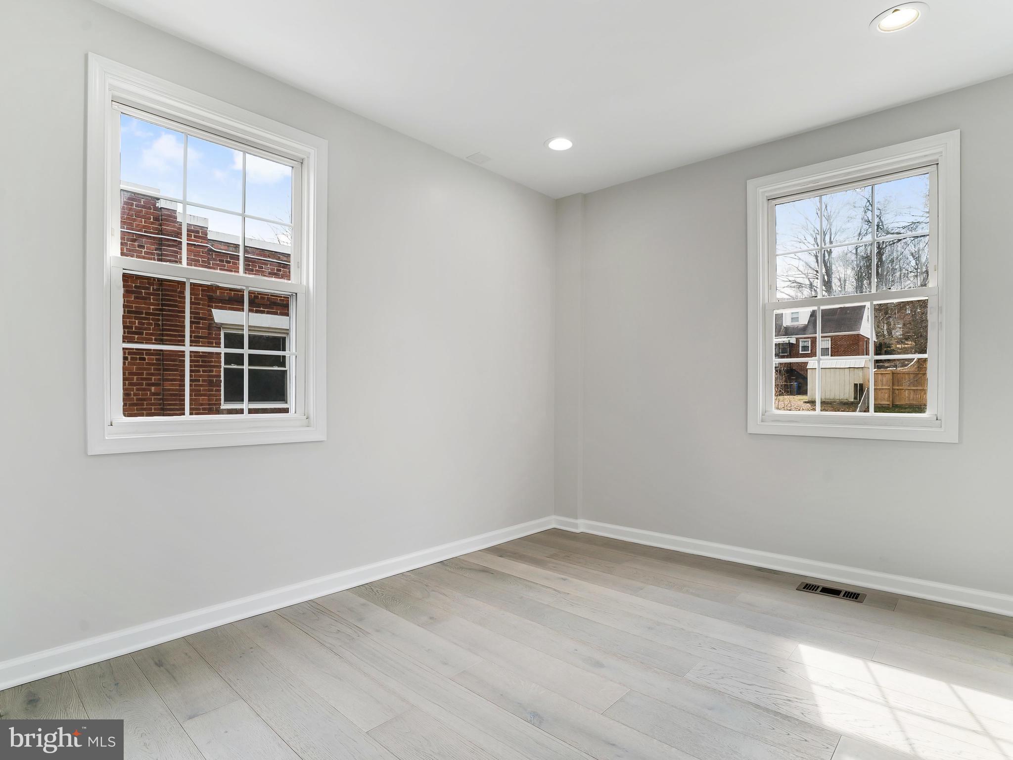 4631 Hillside Road Southeast Washington, DC 20019 - Photo 18 of 32 Gallery Image 18