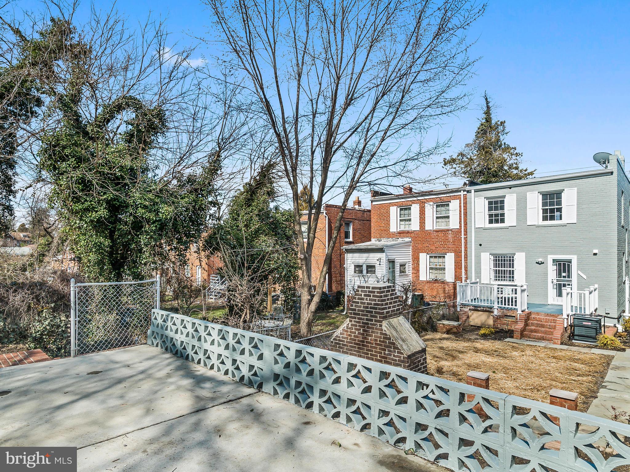 4631 Hillside Road Southeast Washington, DC 20019 - Photo 3 of 32 Gallery Image 3