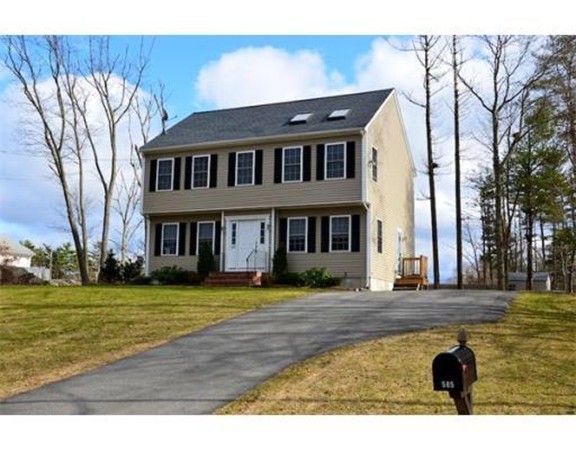 585 Ralph Talbot Street Weymouth, MA 02190 - Photo 2 of 23 Gallery Image 2