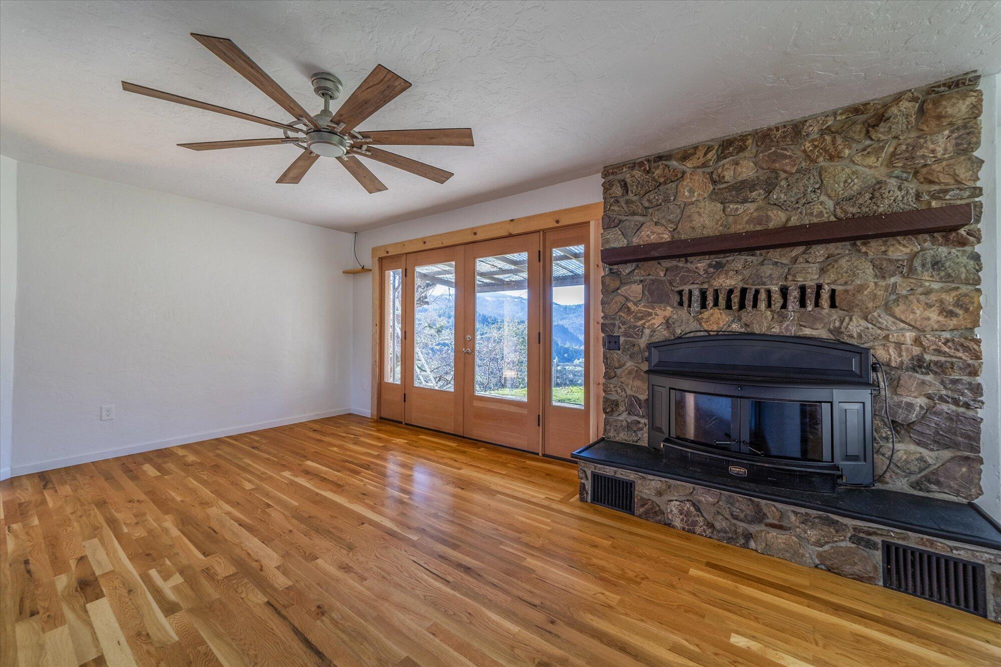 9198 Fort Seward Road Blocksburg, CA 95514 - Photo 11 of 62