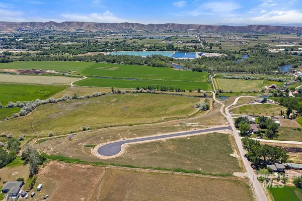 $350,000 | 1960 Moonlight Lane, Emmett, ID 83617