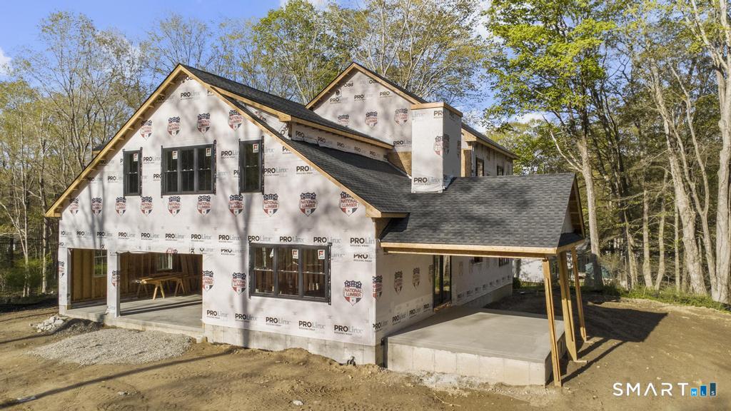 268 Newton Road Woodbridge, CT 06525 - Photo 3 of 15