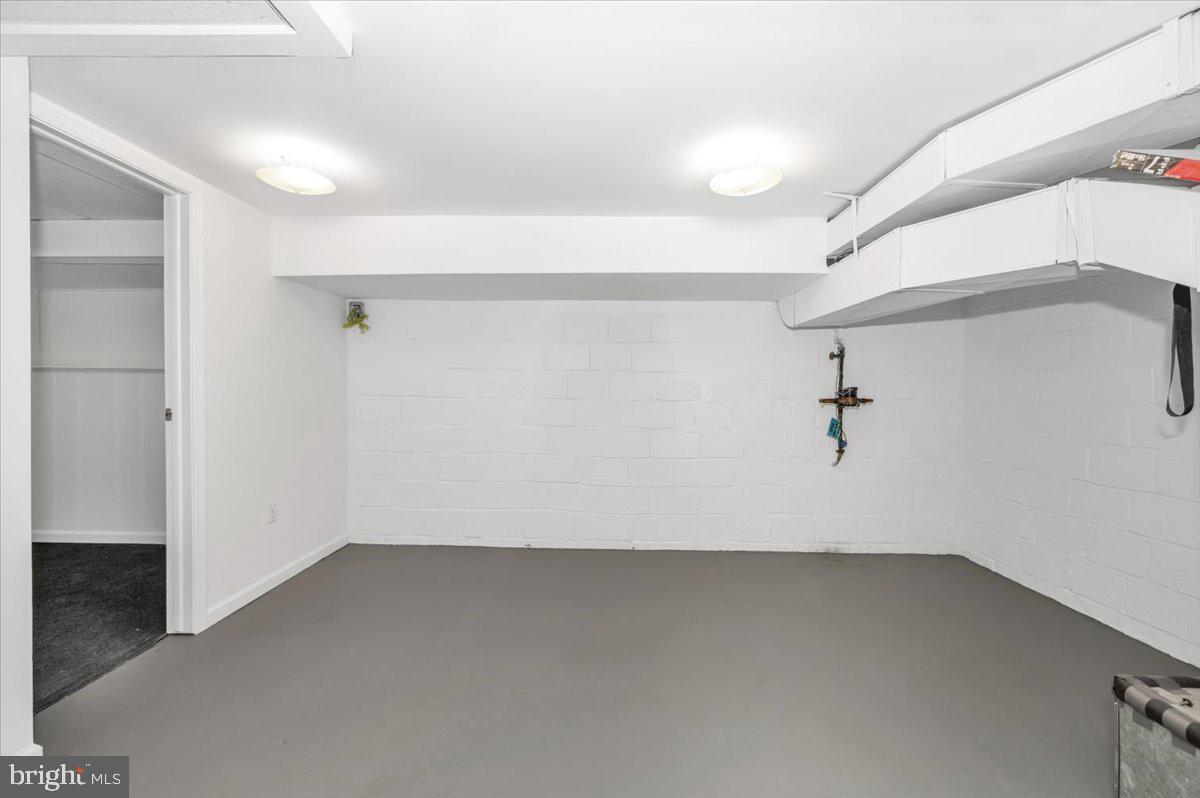 11852 Huggins Drive Silver Spring, MD 20902 - Photo 35 of 63 a view of a small space