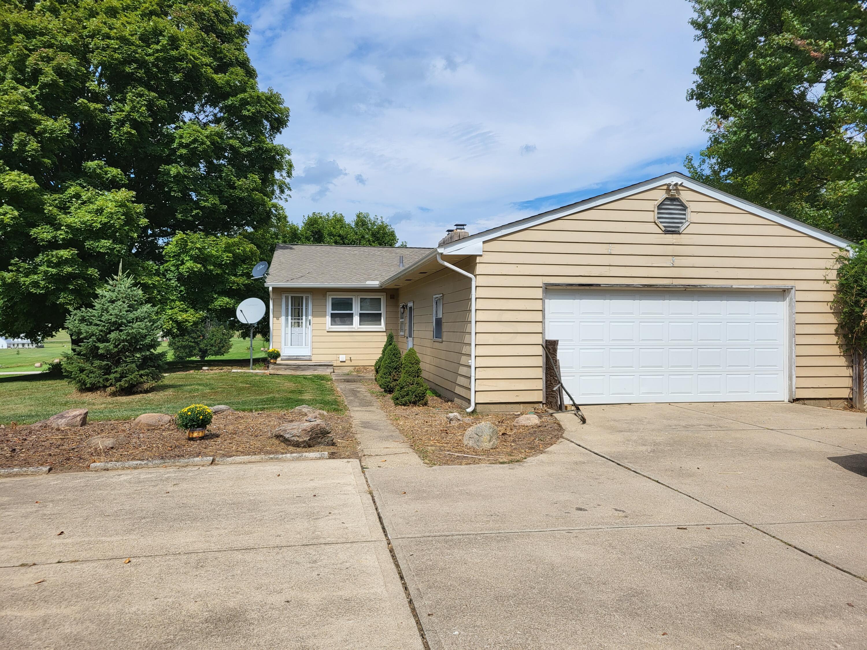 6695 Lancaster-Circleville Road Southwest Lancaster, OH 43130 - Photo 4 of 12 20230911_141623