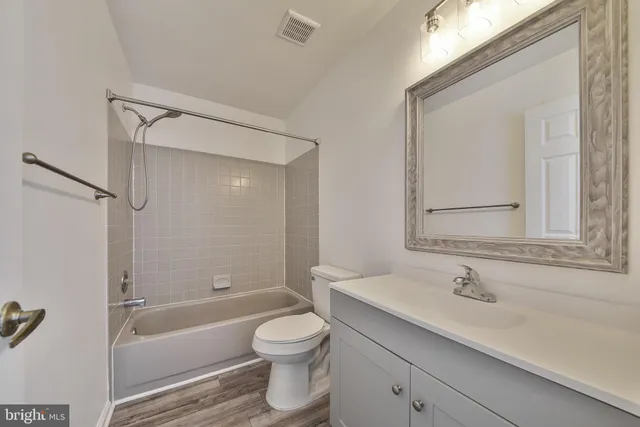 $2,990 | 35 Nutmeg Place, Newtown, PA 18940