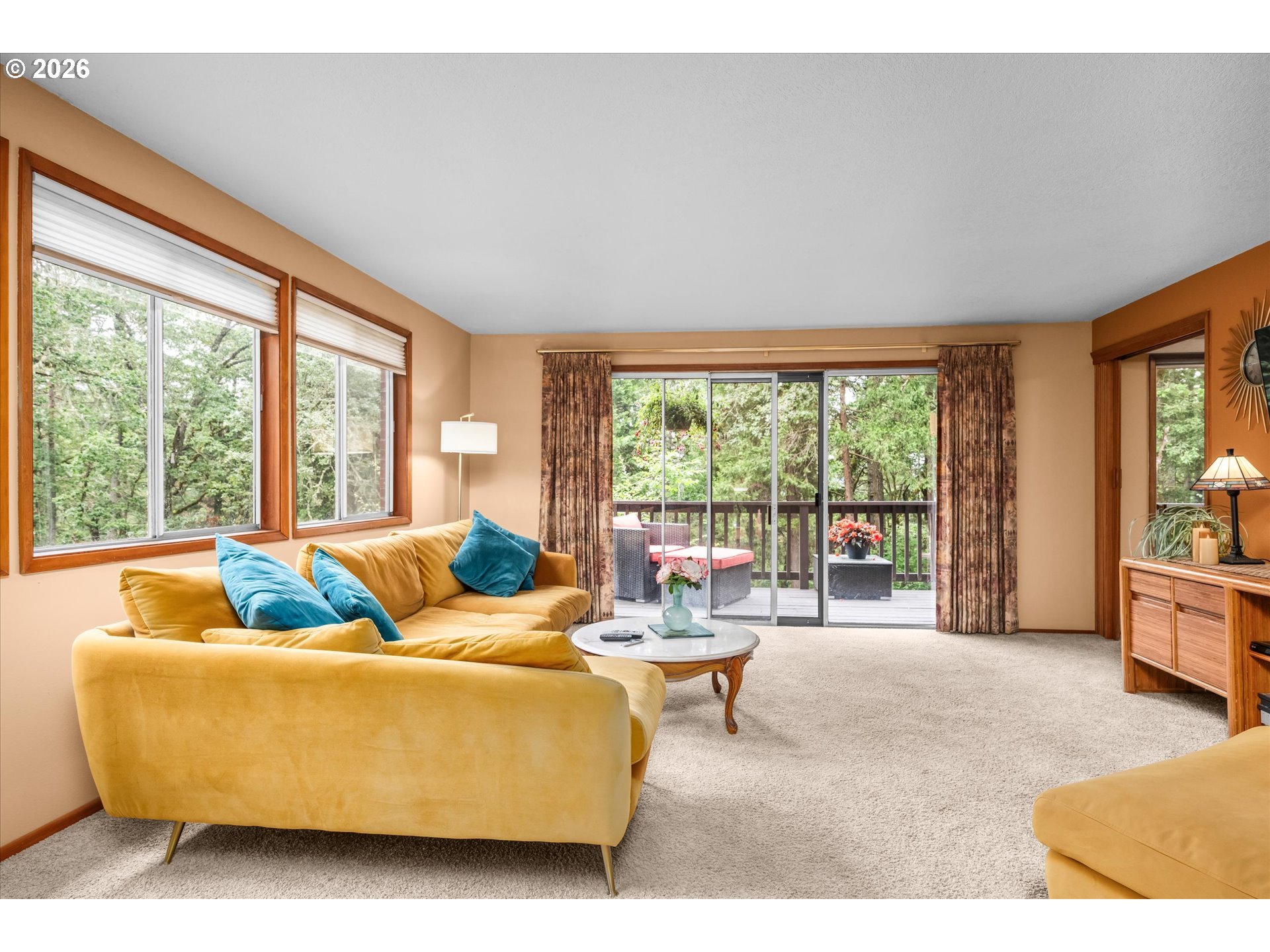 27828 Gibralter Loop Eugene, OR 97405 - Photo 10 of 48 Living Room