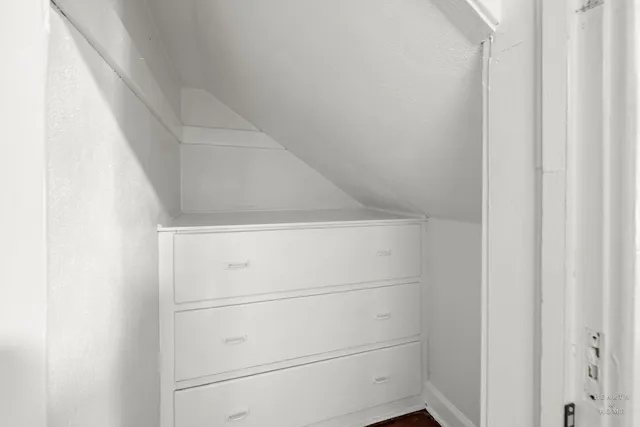 $214,900 | 1016 B Street, Rockford, IL 61107