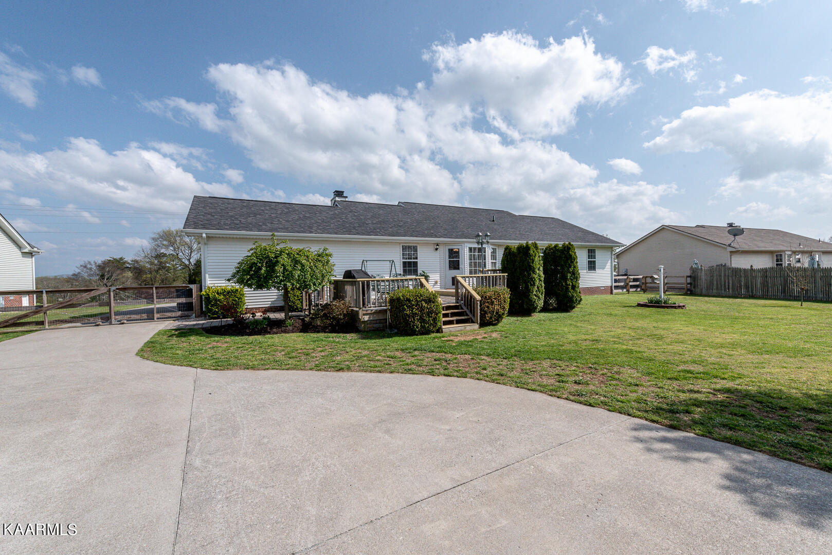 3021 Clover Hill Ridge Road Maryville, TN 37801 - Photo 38 of 49 DSC_5524
